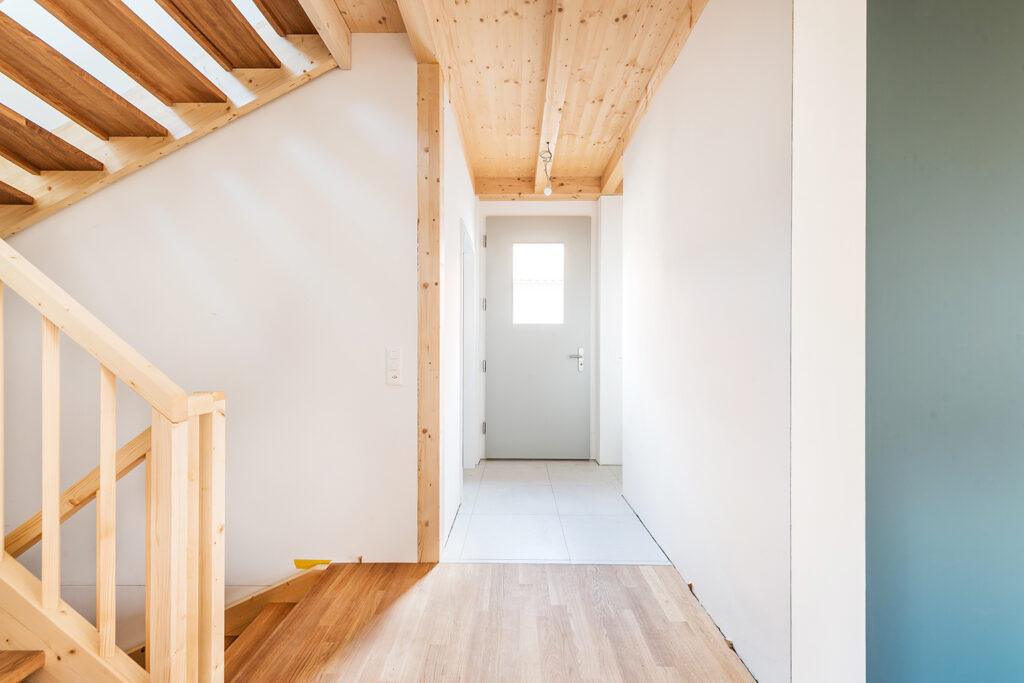 Haus Parkett Holz Eingang Haustür Treppe